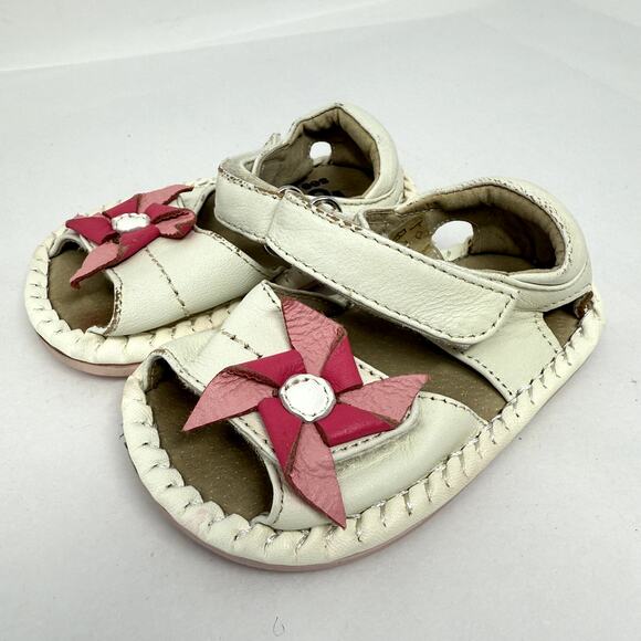 See Kai Run Toddler Strappy 4 Cloud White Leather Casual Hook & Loop Sandals - Picture 1 of 5